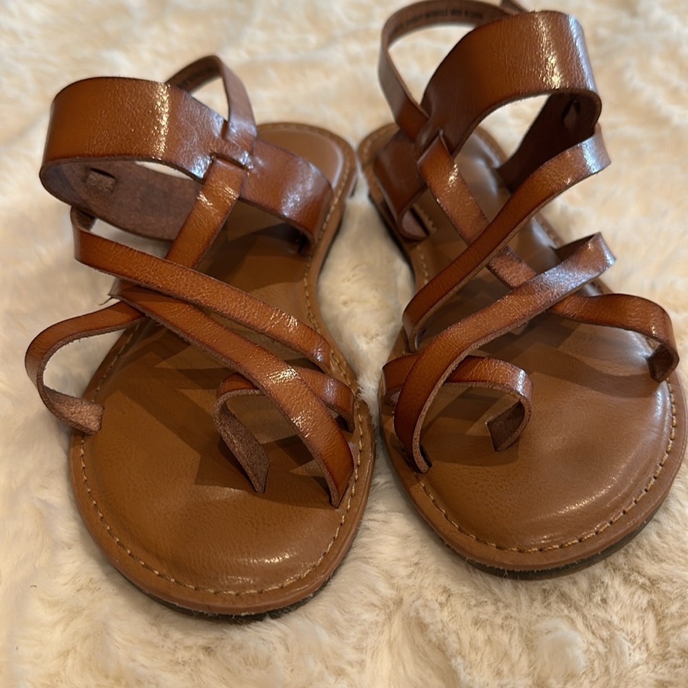Sandals - Picture 4 of 7